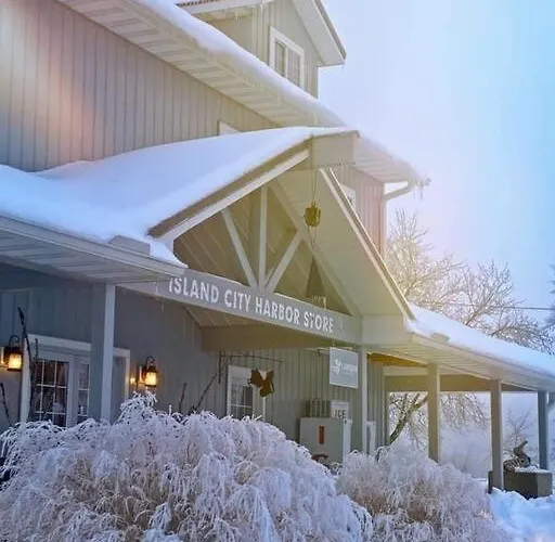 Botel Cozy Wintertime Nantucket Getaway
