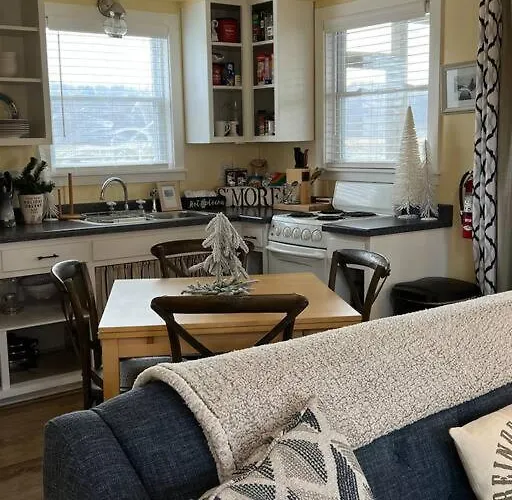 Cozy Wintertime Nantucket Getaway *